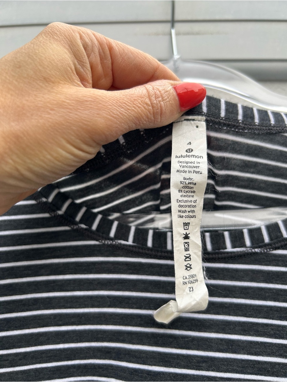 Lululemon Top To The Point Long Sleeve Sz 4 Modern Stripe Black Pima Cotton - Picture 5 of 12